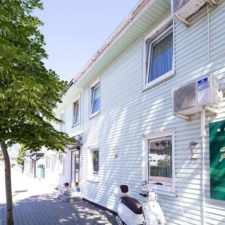 Triju Atskiru Miegamuju Apartamentai Centro Gintaras