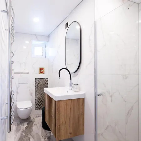 Triju Atskiru Miegamuju Apartamentai Centro Gintaras Apartament