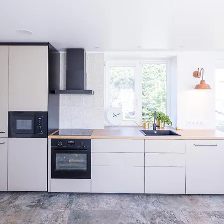 Triju Atskiru Miegamuju Apartamentai Centro Gintaras *